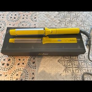 The Drybar 3-day bender digital curling iron